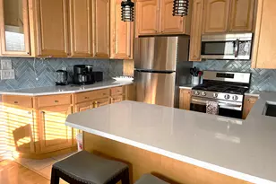 2712 E 7115 S, Cottonwood Heights, UT 84121 - Photo 6