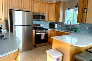 2712 E 7115 S, Cottonwood Heights, UT 84121 - Photo 4