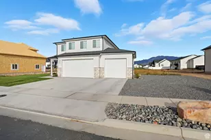 1942 S Fitzroy Rd, West Haven, UT 84401 - Photo 4