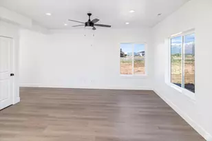 1942 S Fitzroy Rd, West Haven, UT 84401 - Photo 16