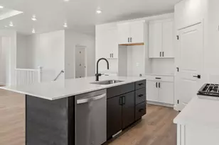 595 S Cedar Crk Dr, Cedar City, UT 84720 - Photo 8