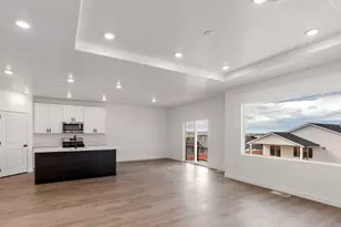 595 S Cedar Crk Dr, Cedar City, UT 84720 - Photo 10