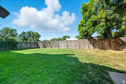 347 W Center, Smithfield, UT 84335 - Photo 36