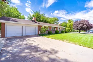 491 Marcus Ct, Moab, UT 84532 - Photo 2