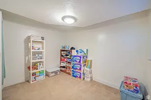 2658 W Scarsdale Ct, Taylorsville, UT 84129 - Photo 28