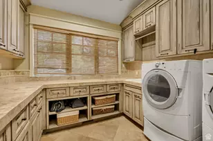 2567 E Kentucky Ave, Holladay, UT 84117 - Photo 34