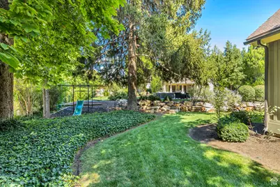 2567 E Kentucky Ave, Holladay, UT 84117 - Photo 12