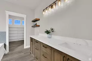 658 W 500 S, Logan, UT 84321 - Photo 6