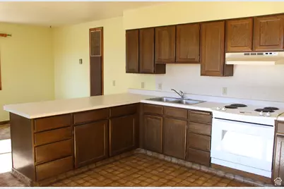 4709 E Independence Rd, Myton, UT 84052 - Photo 4