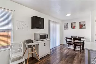 417 E 500 S, Clearfield, UT 84015 - Photo 10