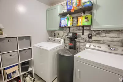 2816 W 4400 S, Roy, UT 84067 - Photo 24