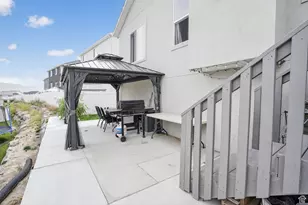 4673 E Golden Meadow Crossing, Eagle Mountain, UT 84005 - Photo 26
