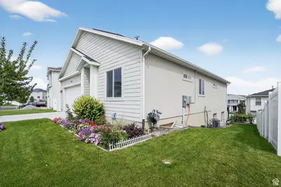 4673 E Golden Meadow Xing, Eagle Mountain, UT 84005 - Photo 4