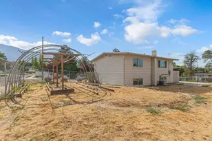 9968 S Flint Dr, Sandy, UT 84094 - Photo 18