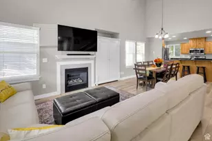 8729 S Leafwood Ln, Sandy, UT 84094 - Photo 10