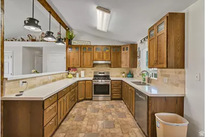 479 S 500 W, Loa, UT 84747 - Photo 10