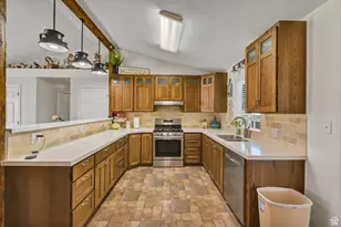 479 S 500 W, Loa, UT 84747 - Photo 10