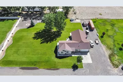 479 S 500 W, Loa, UT 84747 - Photo 50