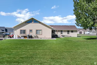 479 S 500 W, Loa, UT 84747 - Photo 36