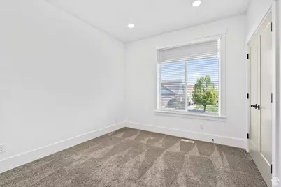4104 E Mount Airey Dr, Eagle Mountain, UT 84005 - Photo 22