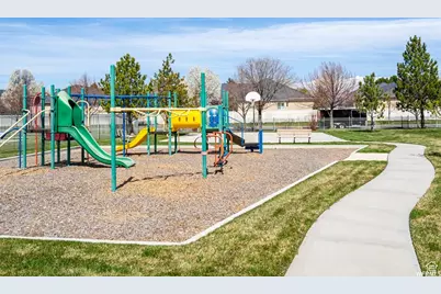 205 E Rockey Park Ln S, Draper, UT 84020 - Photo 24