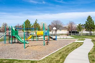 205 E Rockey Park Ln S, Draper, UT 84020 - Photo 24