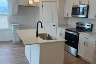 1493 N 305 E, Salem, UT 84653 - Photo 4