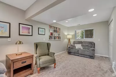 8638 S Piper Ln E, Sandy, UT 84093 - Photo 26