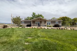 7374 N 3250 W, Roosevelt, UT 84066 - Photo 2