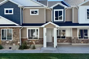 194 W Seasnons Ln, Garden City, UT 84028 - Photo 2