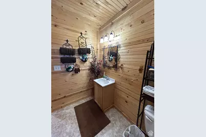 19564 W East Coyote Canyon Dr, Duchesne, UT 84021 - Photo 18