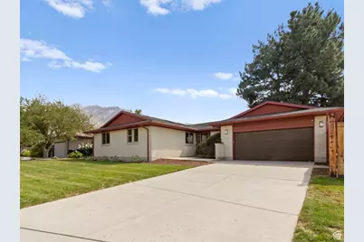 2968 E Pine View Dr S, Cottonwood Heights, UT 84121 - Photo 18