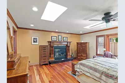 2968 E Pine View Dr S, Cottonwood Heights, UT 84121 - Photo 8