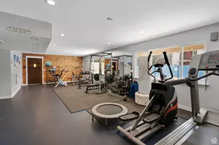 2220 E Murray Holladay Rd, Holladay, UT 84117 - Photo 22