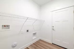 855 N Pugh Ln, Saratoga Springs, UT 84045 - Photo 10