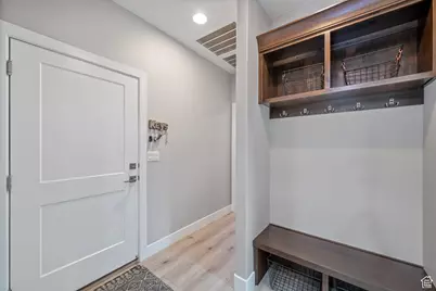 397 S Leoni Way W, Washington, UT 84780 - Photo 26