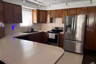 790 N 500 W, Bountiful, UT 84010 - Photo 6