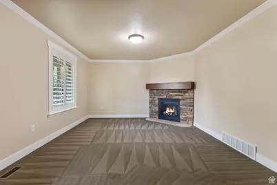 642 E Center St, Pleasant Grove, UT 84062 - Photo 10