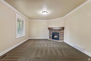 642 E Center St, Pleasant Grove, UT 84062 - Photo 10