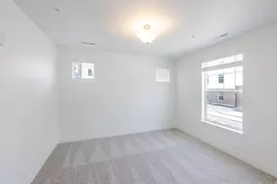 855 N Pugh Ln, Saratoga Springs, UT 84045 - Photo 8