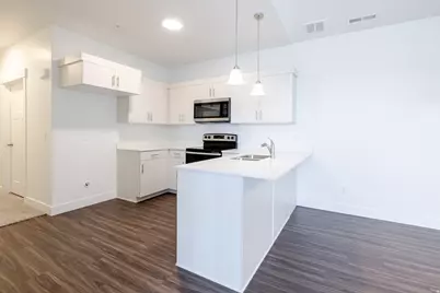 855 N Pugh Ln #N304, Saratoga Springs, UT 84045 - Photo 14