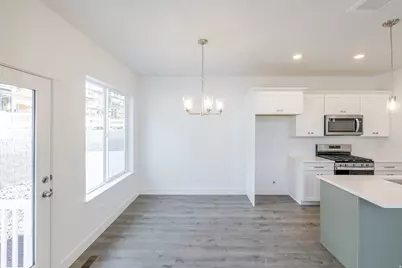 4769 S Olive Ave #411, Mapleton, UT 84664 - Photo 4