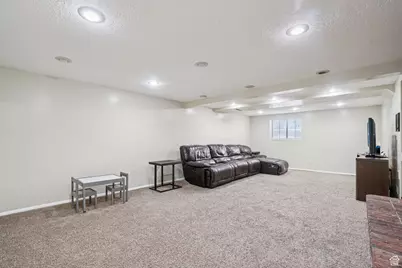 11343 S Clifford Cir E, Sandy, UT 84092 - Photo 36