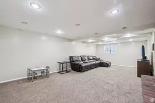 11343 S Clifford Cir E, Sandy, UT 84092 - Photo 36