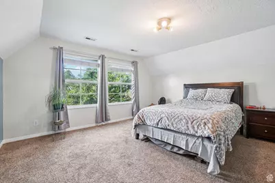 11343 S Clifford Cir E, Sandy, UT 84092 - Photo 26