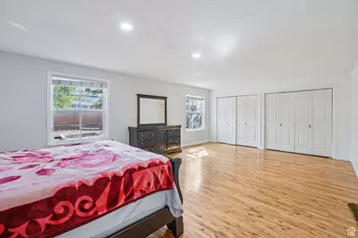 11343 S Clifford Cir E, Sandy, UT 84092 - Photo 20