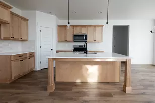 12758 S Twisted Oak Dr, Herriman, UT 84096 - Photo 4