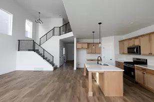 12758 S Twisted Oak Dr, Herriman, UT 84096 - Photo 8