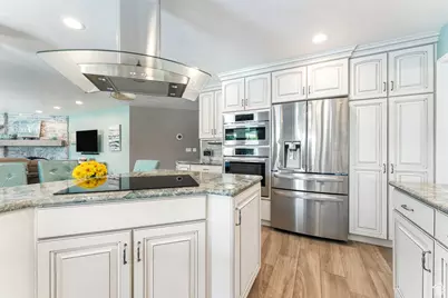 2223 W Williamsburg Cir, West Jordan, UT 84088 - Photo 10