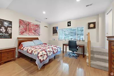 2471 S Scenic Dr E, Salt Lake City, UT 84109 - Photo 24